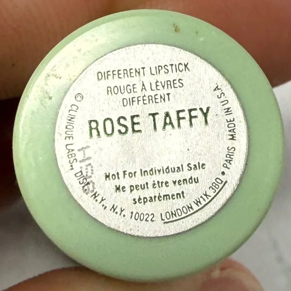 NEW Clinique ROSE TAFFY ~ Different Lipstick Green Tube‎